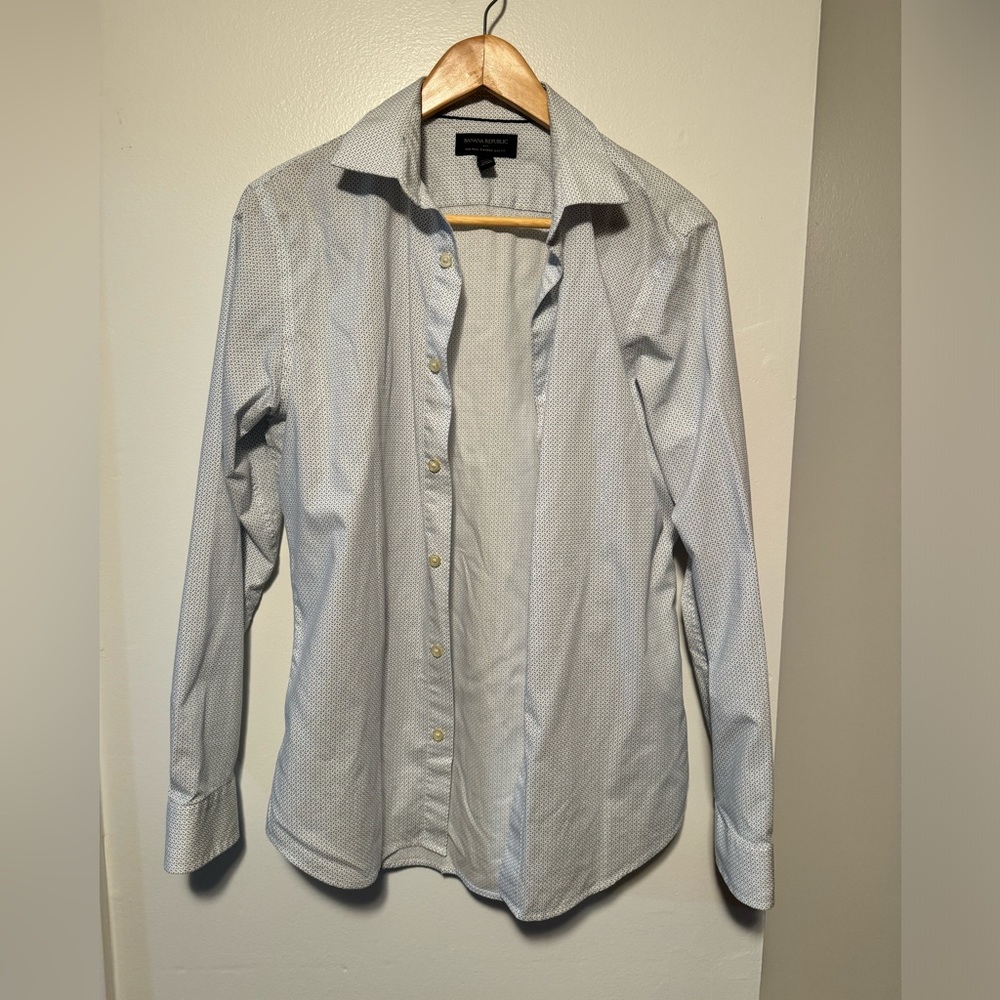Banana republic men’s long sleeve pattern dress shirt